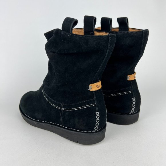 Clarks Unstructured Ashburn Womens Short Slouch Boot Black Suede size 6.5W Wide - Picture 8 of 16